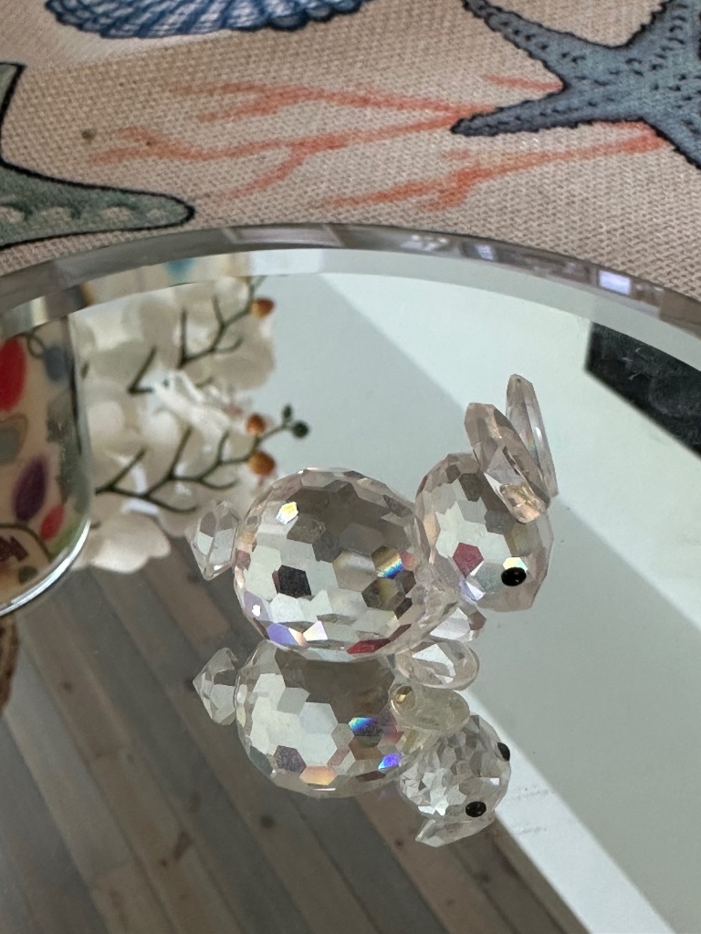 Swarovski sitting rabbit